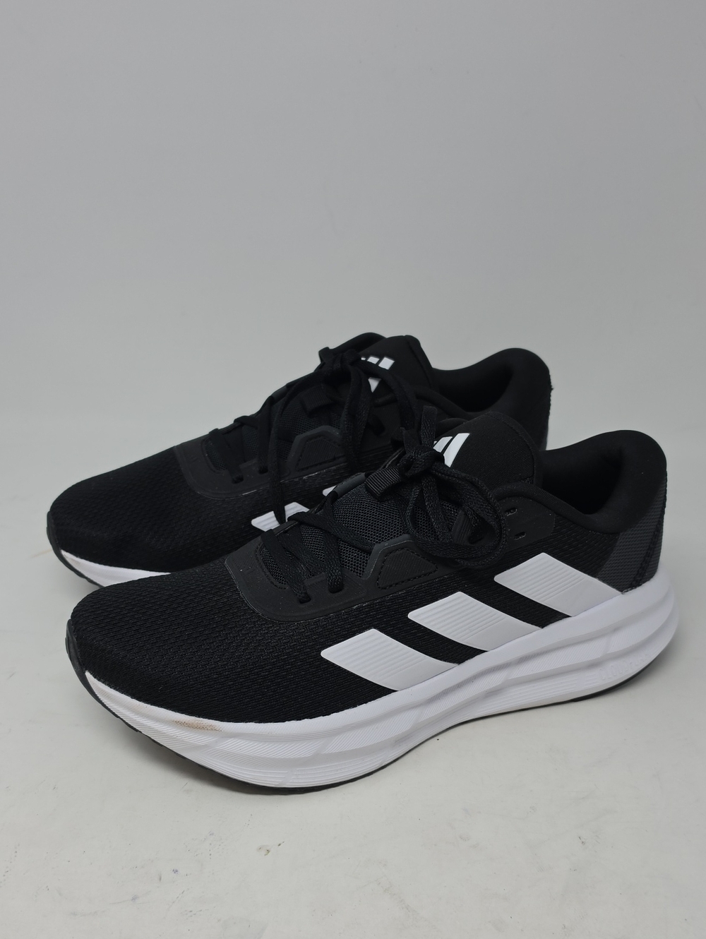 adidas Galaxy 7 Black and White Women's Athletic Running Shoes Size 10